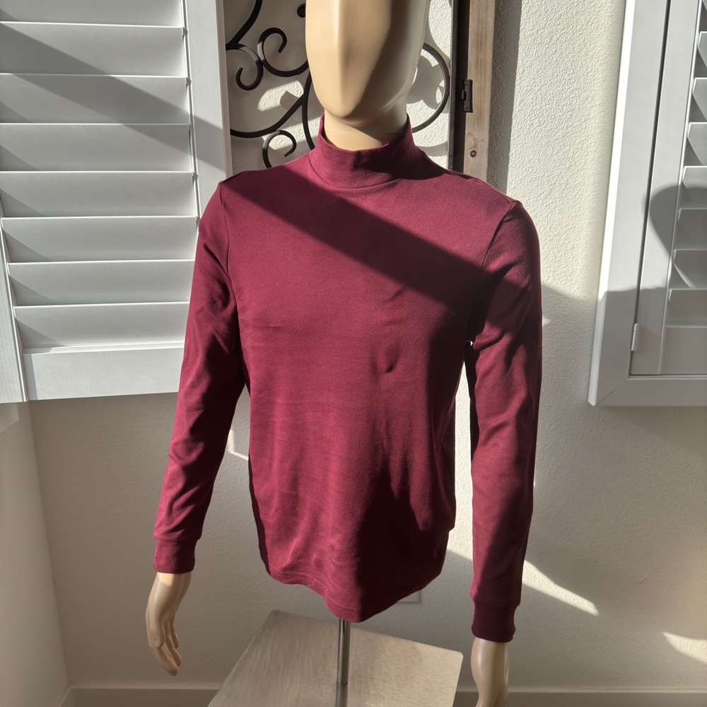 Club Room. Size S - Picture 10 of 12